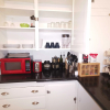 Отель Authentic Brick Condo - Great Wifi & little extras included!, фото 7