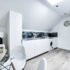 Отель Guestready - Stylish Modern 2BR Flat for 4 - Free Parking, фото 7