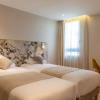 Отель The Originals Boutique, Hôtel Porte de Dieppe, фото 5