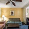 Отель Quality Suites Milwaukee Airport, фото 31