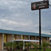 Отель Woodfield Inn & Suites, фото 1