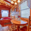Отель Love Me Tender - Studio Cabin, фото 10