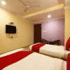 Отель OYO Flagship 27863 Sri Sai Regency, фото 14