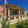 Отель Spacious Villa for 12 Persons With Private Pool Near Rovinj and the Beach, фото 1