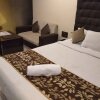 Отель JK Rooms 127 Hotel Parashar Check In, фото 29