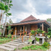 Отель OYO 774 Villa 007 Sengkaling, фото 1