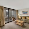 Отель Waikiki Sunset Suite 1212 - Fp 1 Bedroom Home by Redawning, фото 9