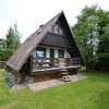 Отель Nice holiday home with fireplace in the Ore Mountains only 500m from the chairlift в Лоучне-поду-Клиновцеме