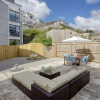 Отель Fantastic sea Views in Falmouth, new 4BD Townhouse, фото 10