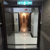 Отель Skylark Hostel в Коулуне