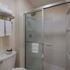 Отель SureStay Plus by Best Western Woodbury Inn, фото 10