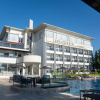 Отель Lake Li̇fe Hotel, фото 1