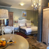 Отель Waterhouse Guest Lodges 202 Lawley Street, фото 1