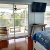 Отель Dolphin Resort 3 Bedroom Home by RedAwning, фото 8
