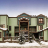 Отель Abode at Moose Lodge, фото 1