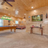 Отель Lone Wolf Lodge - Three Bedroom Cabin, фото 2