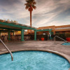 Отель SureStay Plus by Best Western Twentynine Palms Joshua Tree, фото 25
