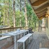Отель Pine Mountain Cabin w/ Hot Tub, 2 Mins to Marina!, фото 18
