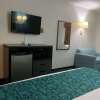 Отель Howard Johnson by Wyndham Galveston, фото 4