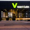 Отель V Hotel & Suites в Монктоне
