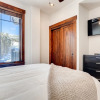 Отель Ski-in/ski-out At Crystal Peak Lodge 3 Bedroom Condo, фото 7