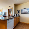 Отель Sunstone 209 Ski-In Ski-Out, Gorgeous Mountain Views, Heated Pool Jacuzzi by RedAwning, фото 5