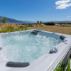 Отель Lake House - Te Anau Holiday Home, фото 9