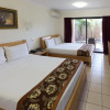 Отель Novena Palms Motel, фото 4