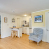 Отель Quaint Wellfleet Cottage - 2 Mi to Coastline!, фото 13