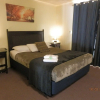 Отель Flying Spur Motel, фото 6