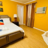Отель House w 3 Bedrooms And 3 Baths - Free Parking, фото 5
