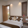 Отель OYO 13273 Home Luxury Stay Airport Road, фото 5