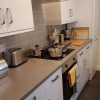 Отель Townhouse @ Birches Head Road Stoke, фото 6