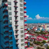 Отель Luxurious and Great 1BR at Vida View Makassar Apartment By Travelio, фото 1
