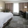 Отель Hampton Inn & Suites Hudson, фото 5