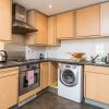 Отель Fantastic 1 Bed Flat Stratford, фото 9