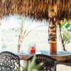 Отель Moana by Avantstay Prvt Oasis w/ Scenic Views Tiki Bar & Pool w/ Water Slide, фото 29