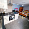 Отель Beautiful 1-bed Studio Next to Slough Station, фото 3