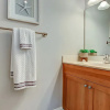 Отель Spacious Townhome, 10 min to the Beach, Dogs OK!, фото 9