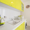 Отель POP UP - Colourful One Bedroom Flat - TOP CENTER, фото 3