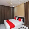 Отель OYO 44565 Ashrit Suites, фото 17