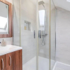 Отель Town Center 4 Bedroom 4 bathroom House, фото 11
