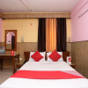 Отель OYO 10685 Hotel Centre Point, фото 16