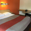 Отель Travelodge by Wyndham San Antonio Lackland AFB North, фото 3