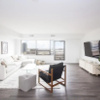 Отель Spectacular 2bedroom and 2bath Penthouse With Parking, фото 3