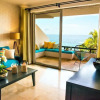 Отель One Bedroom Ocean Front Suite on Medano Beach, фото 8