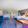 Отель Hampton Inn & Suites Herndon-Reston, фото 22