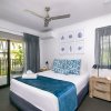 Отель Seascape Holiday-Tropical Reef Apartment, фото 17