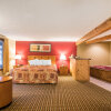 Отель Econo Lodge Inn & Suites Lincoln, фото 19