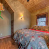 Отель Chestnut Lodge by Escape to Blue Ridge, фото 3